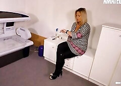 HAUSFRAUFICKEN - GIANT TITTIES GERMAN OLDER BANGS SLUTTY REPAIRMAN - AMATEUREURO