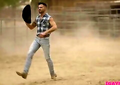 Clark Davis swallows Vincent Oriellys stiff cock in his mouth