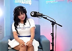 Extreme homemade fetish: Busty Latina furiously shoves a towel up her vagina until she squirts uncontrollably