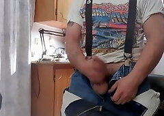 Guys getting off on camera