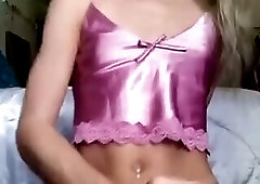 teen hottie cums in pink lingerie