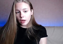 Brunette Tranny Jerking In Har