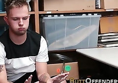 Mall cops fuck shoplifter