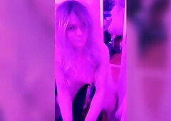 Machine-Stretching my Rear Whilst I expect for Dad