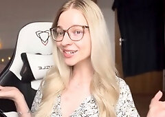 Goddess Bella Rae brings the heat in public exposure fun