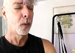 ManPuppy: Richard Lennox Masturbates His Beefstick While Being Fucktoy Drilled On Webcam