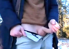 Gigantic Spunk Stream in the Cold Air!