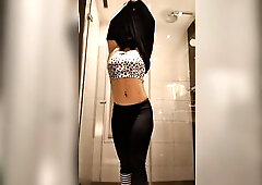 Xtra lengthy shower clip in advance of a porn shoot. Discover the full Clip on my spicy pages