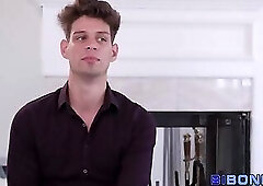 Bisexual hunks fucking during orgy