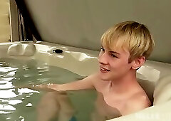 TRES TWINKS NALGONES