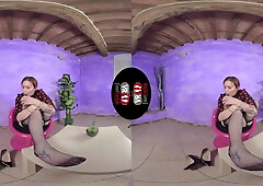 Smoking Hot Ammalia Licks her Aching, Smelly Feet - VRFootFetish