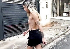 Banging the booty of the youthful beauty from the favela