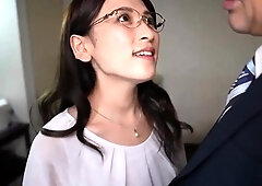 Amateur Asian does doggystyle with boyfriend