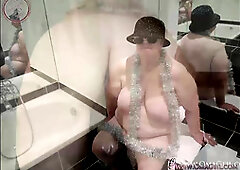 OMAGEIL Old pussies in action