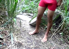 Insane stud wanking off in the street