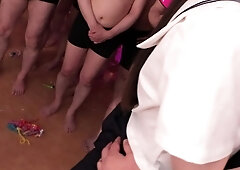 Latina Renae Cruz Blows Mean Rod Blowjob Fingering Cumshot