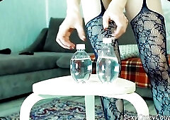 Tiffany bang himself by various bottles. This u have not seen in advance of!!!