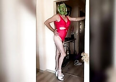 My stepaunt is an old woman, her twat is very saggy