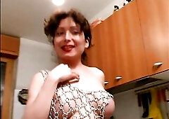 Hawt chick banged in the booty