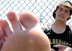 Erza's Basketball Feet