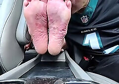 I MET A HOMELESS GUY WITH SMELLY SWEATY STINKY FEET IN WILMINGTON DELAWARE