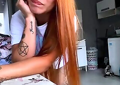 Sexy Wife Showing off During the time that Taking Care of the Abode