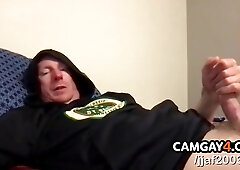 Shy Guy Jerks Off In Hood