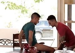 Next Door Twink: College dude needs hard ramming