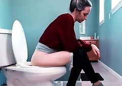 Sage Eldritch - Teacher Assistant Peeing [Voyeur