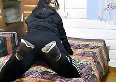 Nos fuimos de viaje para tomar un café y follar su culo en una cabaña - Ft. Skynnybody