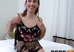 18 years old and a hairy pussy, very hairy. Carolina Lorca, hairdressing session and sex with an