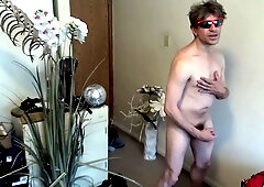 Police Officer In Info Booth Gives Raw Jerk Show To Customer!