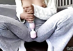 OMG!! LUSTFUL CHICK 18YO MASTURBATING AND REAL SQUIRTING CUMMING