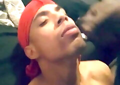 Lightskin Twunk gets face porked and takes jizz flow