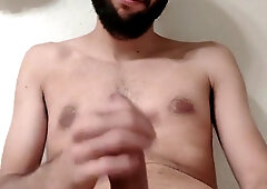 Jaw-dropping hair guy converses messy to you fapping his huge shaft and shoots a load