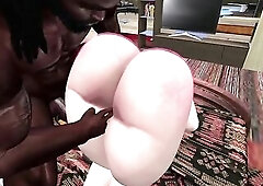 Second Life Ebony guy screws white woman on a couch