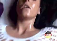 Abgefingert amateur mit german sperma in der fresse