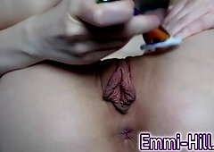 Consummate Body Slender Teen shaving her lengthy labia Vagina