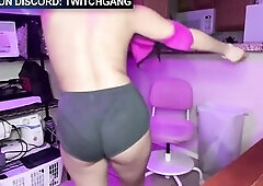 Twitch Streamer Accidental Downblouse Nip Slide OH HUNK! and flashing breasts 170