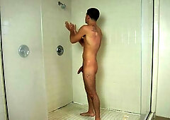 Activeduty: Thick brunette feels like tug job