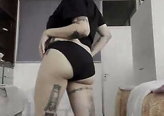 STRIPTEASE SEXY TEASING BUTT WIDENING BUTT WORSHIP