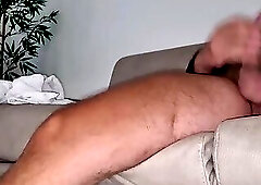 ALEXANDER  PRIVÉ - STRIPPING AND CUMSHOT WITH A SENSUAL BIG COCK JERK OFF