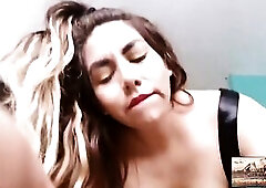 Giganta latin chick te encierra en una caja (Trailer)