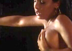 Feuchte Spielchen unter der Dusche