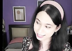 pretty pinay DaniTheCutie jerks off her dildo for you