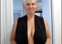 Hot BBW Big Boobs Plays Cam Free MILF Porn