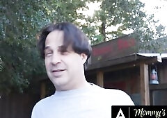 MAMMA'S MALE - Stranger Lets mother I'd like to fuck Dee Williams Wildly Ride His Large Dick In Swap For A Ride Home