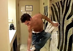 Zack Randall gets off in the shower and shoots his load