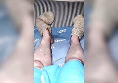 Boys, my ribald socks haven’t been washed for a entire month… ????