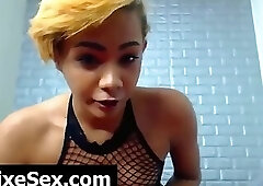 Ladyboy Jerks By Webcam 192131 1122542